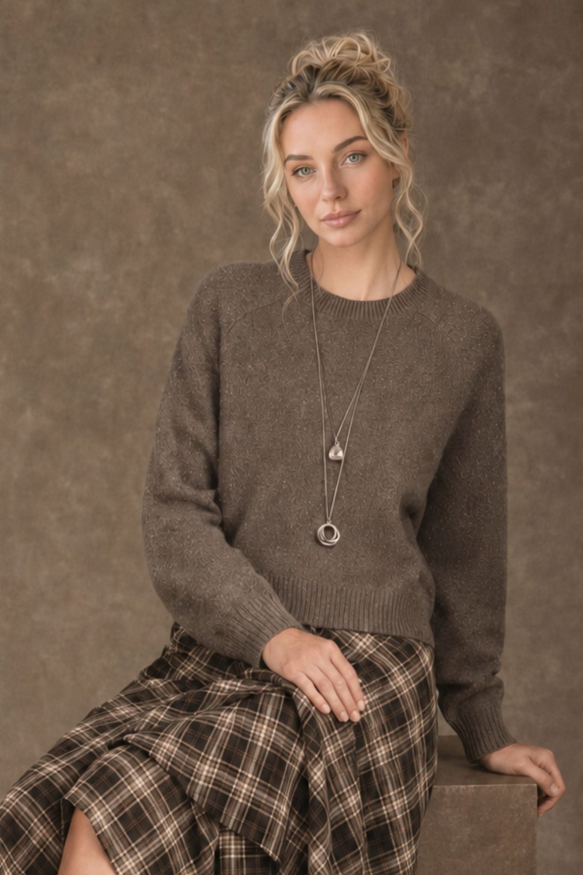 27 Miles Malibu Alyson Cropped Cashmere Crewneck Root styled with tailored trousers in Park City