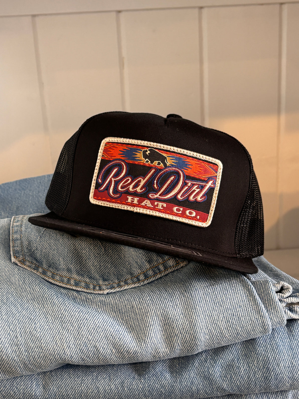 Red Dirt Bison Trail Black Black