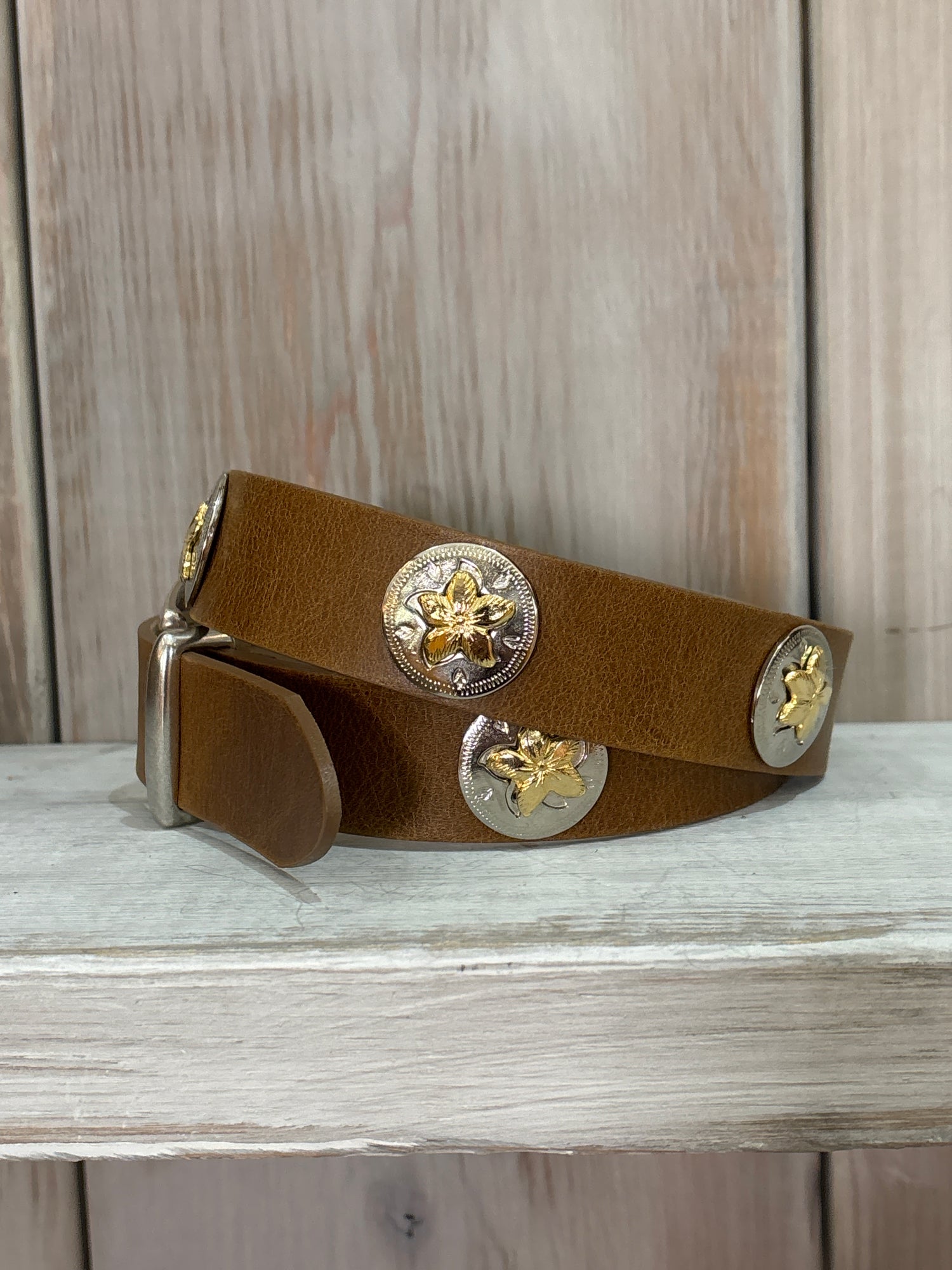 Camille Womens Floral Concho Belt