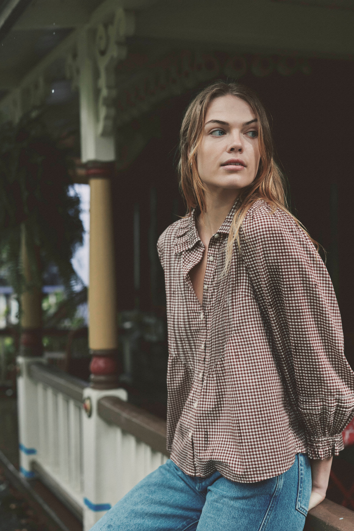 Trovata Francesca Blouse Mahogany Check fitted silhouette with oversized point collar womens western clothing