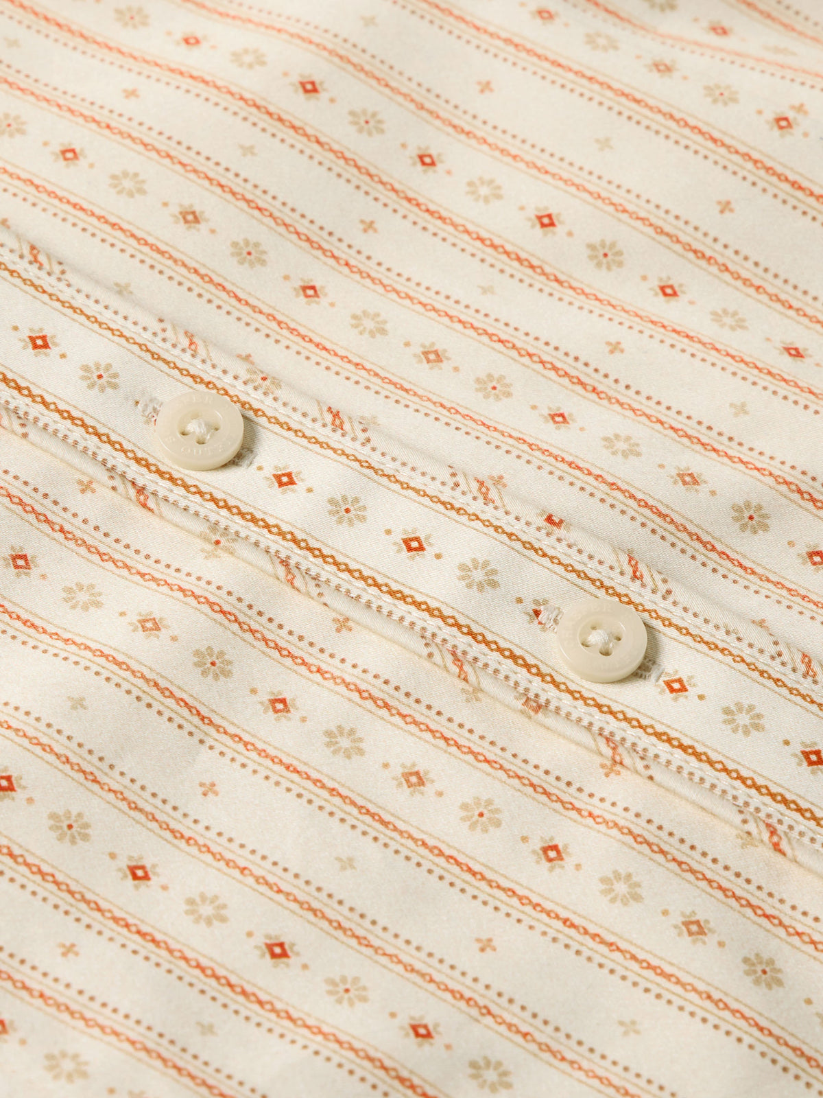 Schaefer Womens Printed Reata Shirt button front placket on a stretch cotton print Park City
