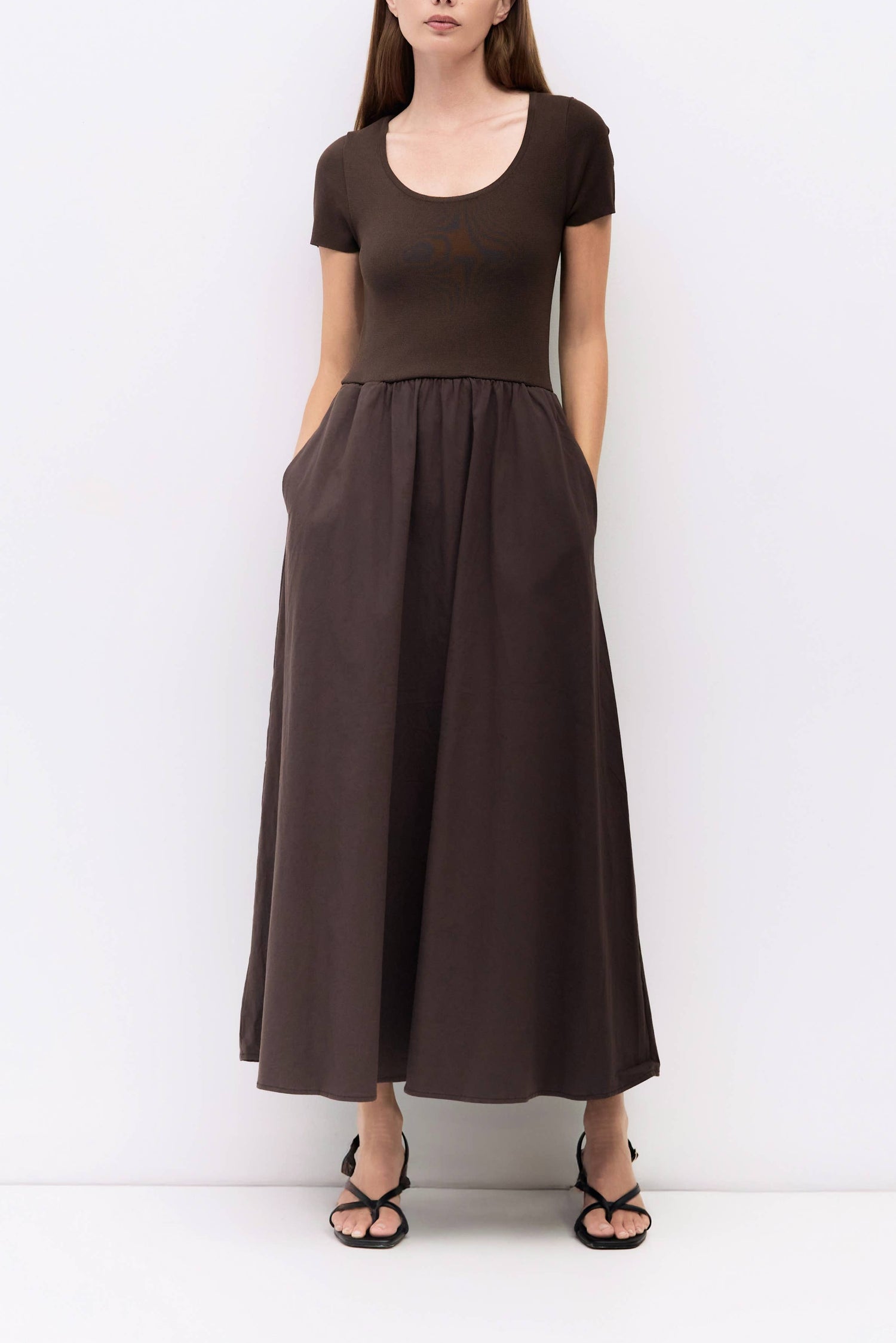 The Lynette Dress Knit Short Sleeve Midi Dress womens short sleeve brown fall 2025 popular comfortale everyday dress casual free shipping MOD ref