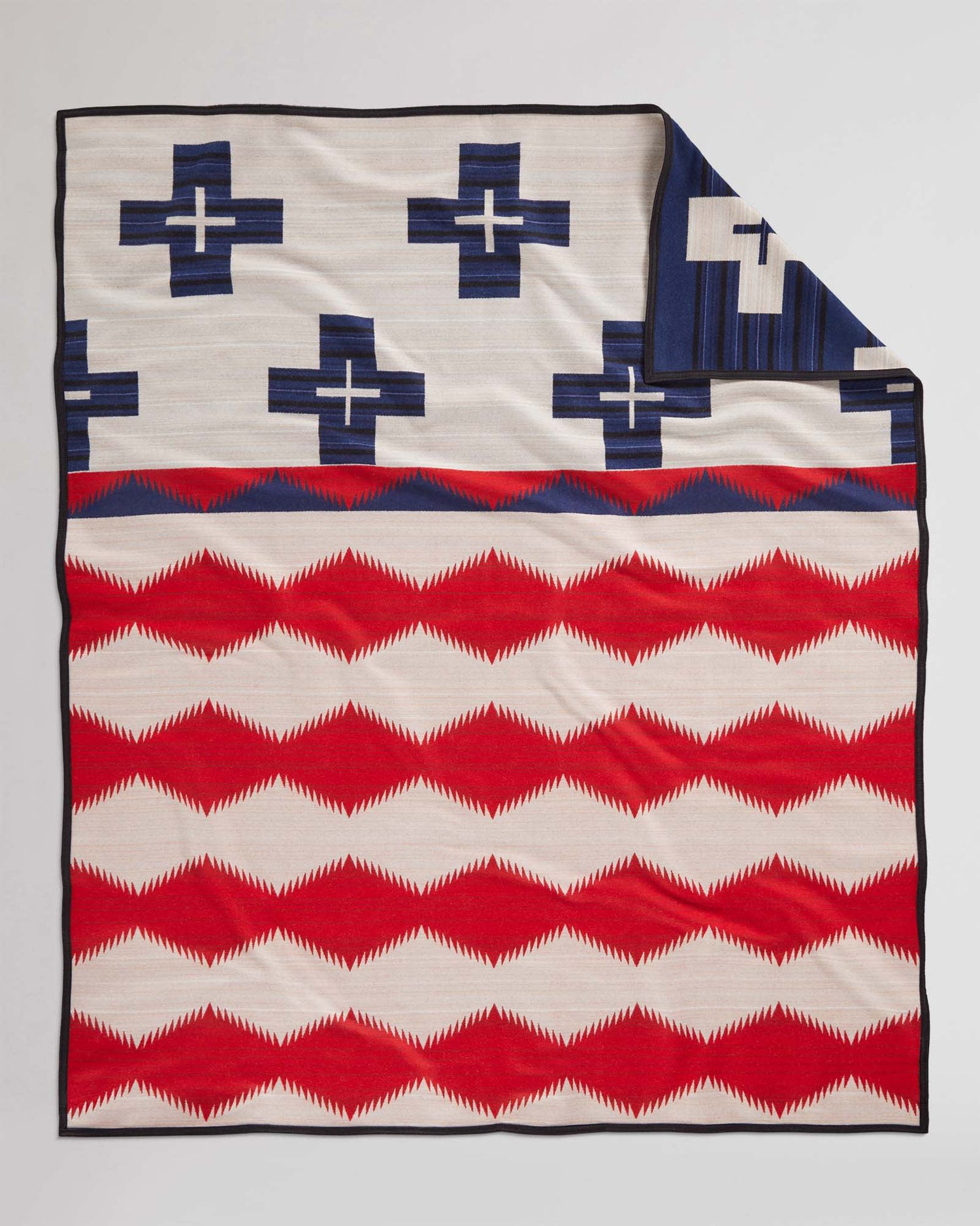 Pendleton Brave Star Jacquard Unnapped Robe