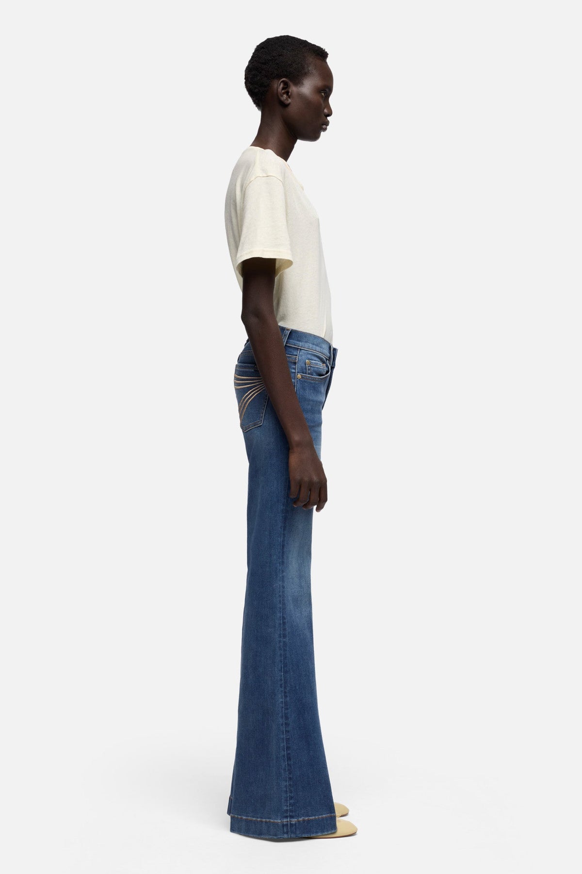 7 For All Mankind Dojo in Denim Gale faded medium blue denim with a soft broken in look Park City