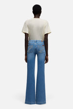 7 For All Mankind Dojo in Slim Illusion Bluehaven smoothing and slimming denim with a long lean line cowgirl style Kamas