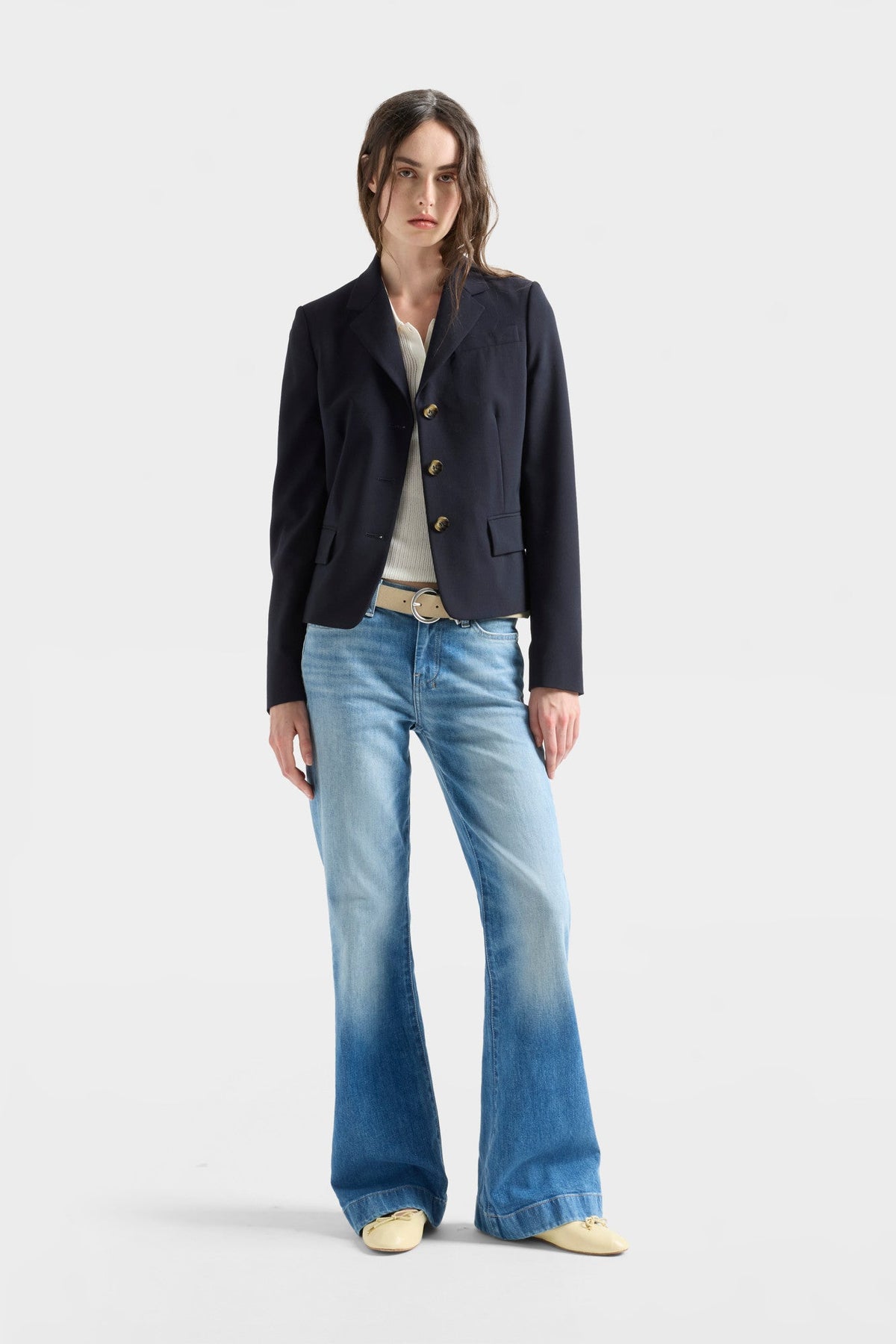 7 For All Mankind Tailorless Dojo in Comfort Blue Haze mid rise leg lengthening silhouette with a shorter inseam that skips alterations western fashion