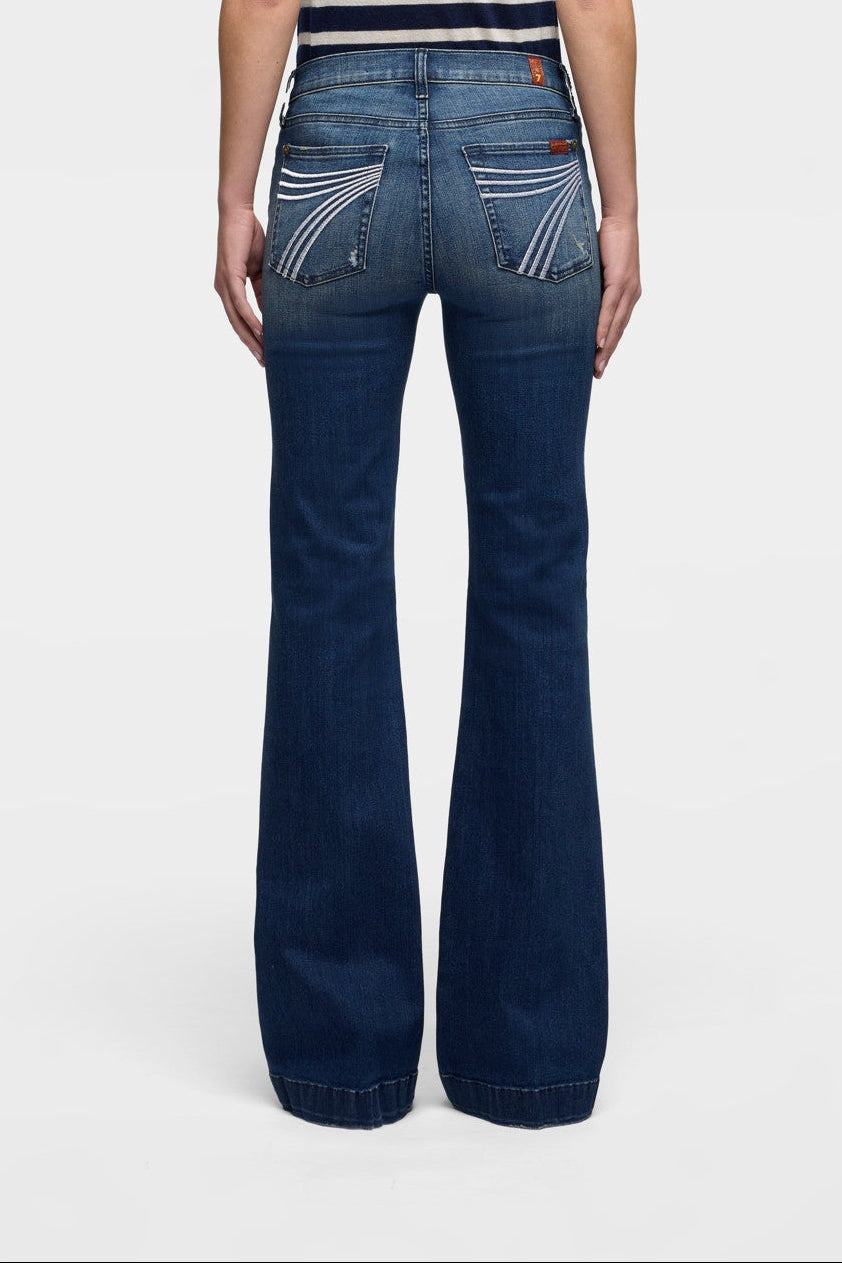 7 For All Mankind Dojo 36 in Slim Illusion Lake Blue zip fly with button closure and signature 7 back pocket embroidery ranch wear