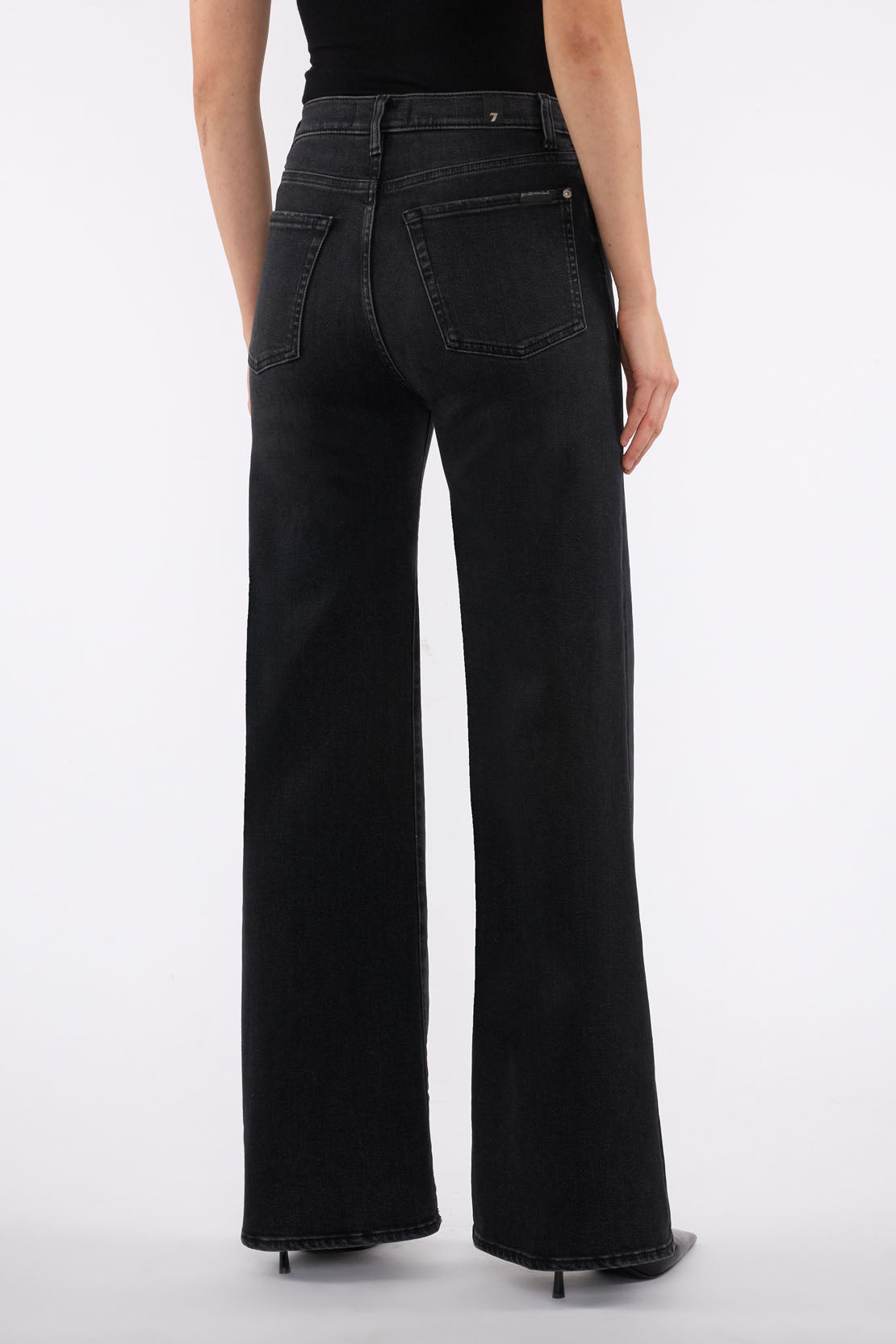 7 For All Mankind Ultra HIgh Rise Jo Bottomline order at boltranchsttore.com