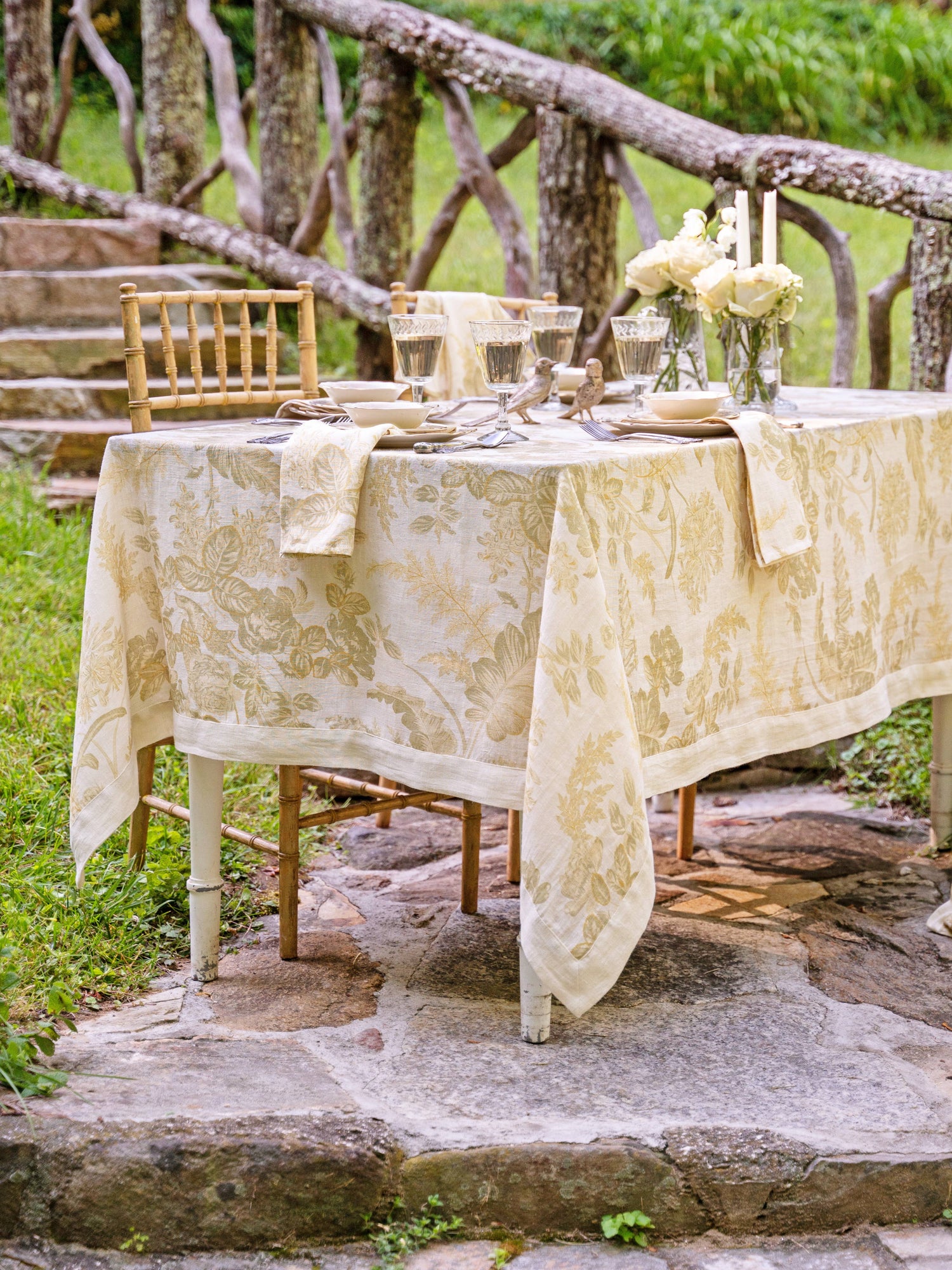 Estate Linen Tablecloth