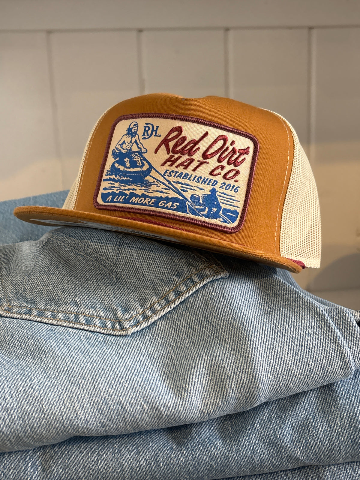 Red Dirt Wake Ridin Rust Stone Maroon Rope
