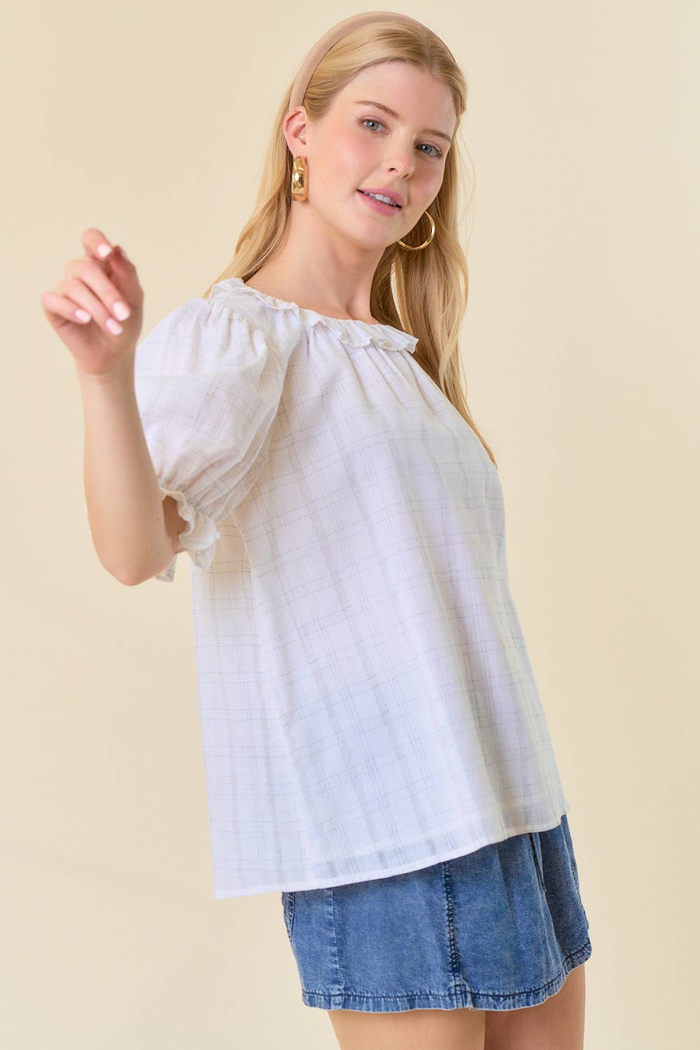 Taylor Textured Ruffle Short Sleeve Shirt
