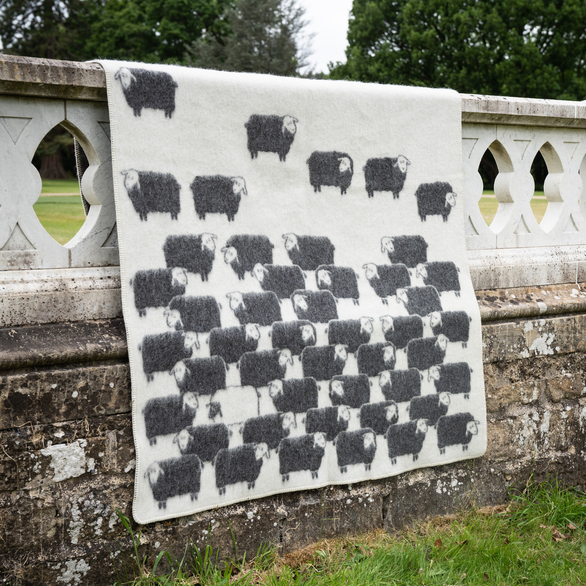 JJ Textile Herd Black Wool Blanket with Sheep Design