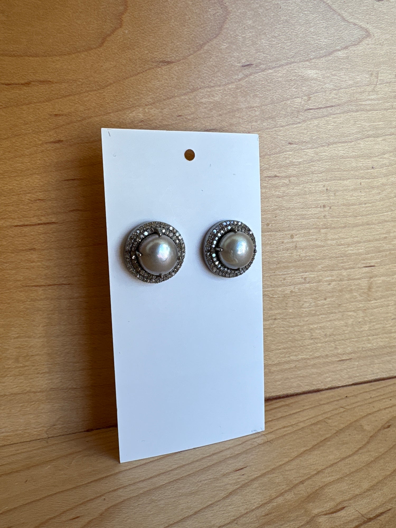 Makhala Grey Pearl Diamond Earrings