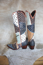 perfect addition to your western wear wardrobe. Choose boltranchstore.com for all your western goods. Free shipping