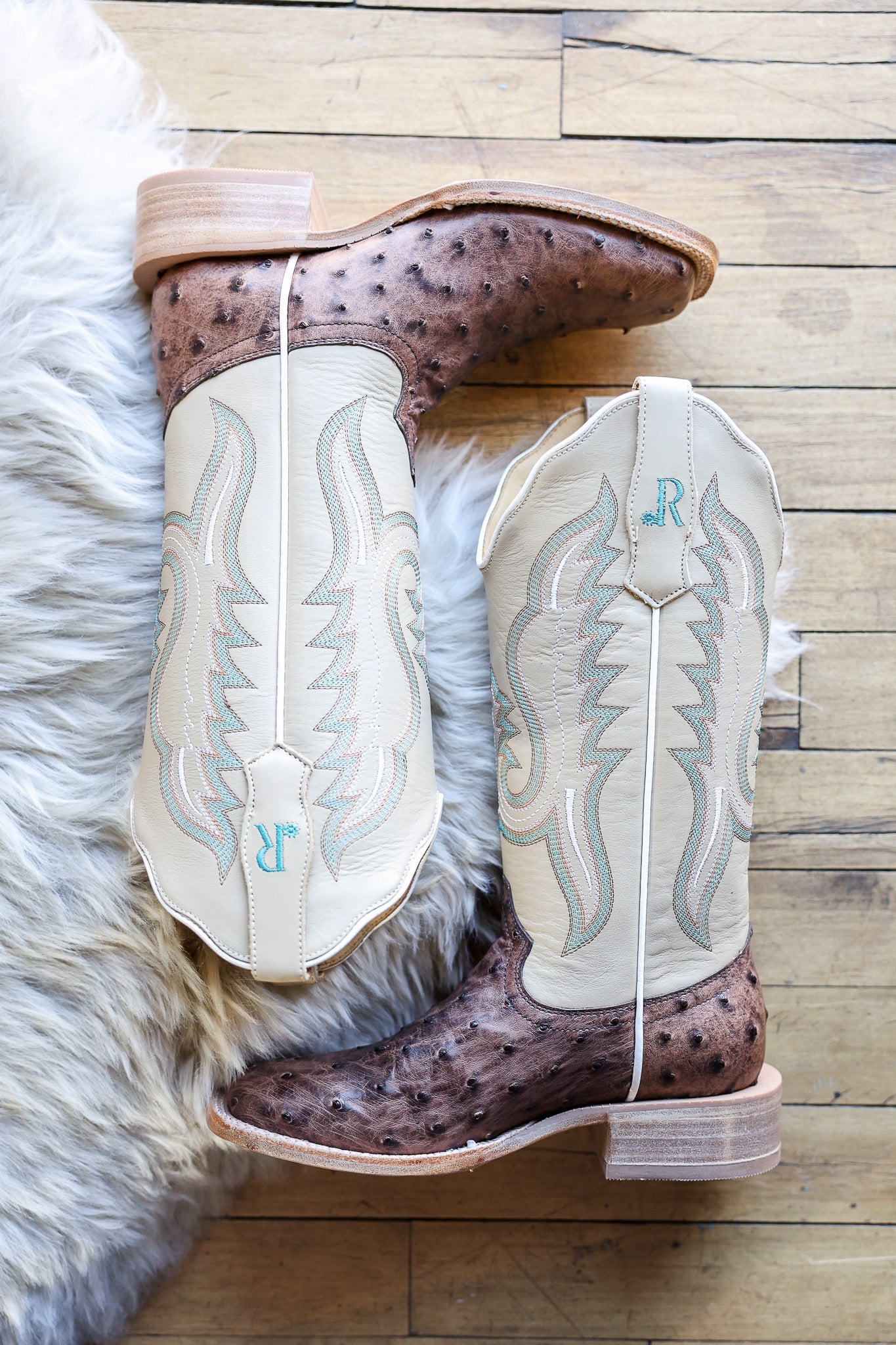 R Watson Womens Kango Tobacco Bruciato Full Quill Ostrich in Bone Sinatra