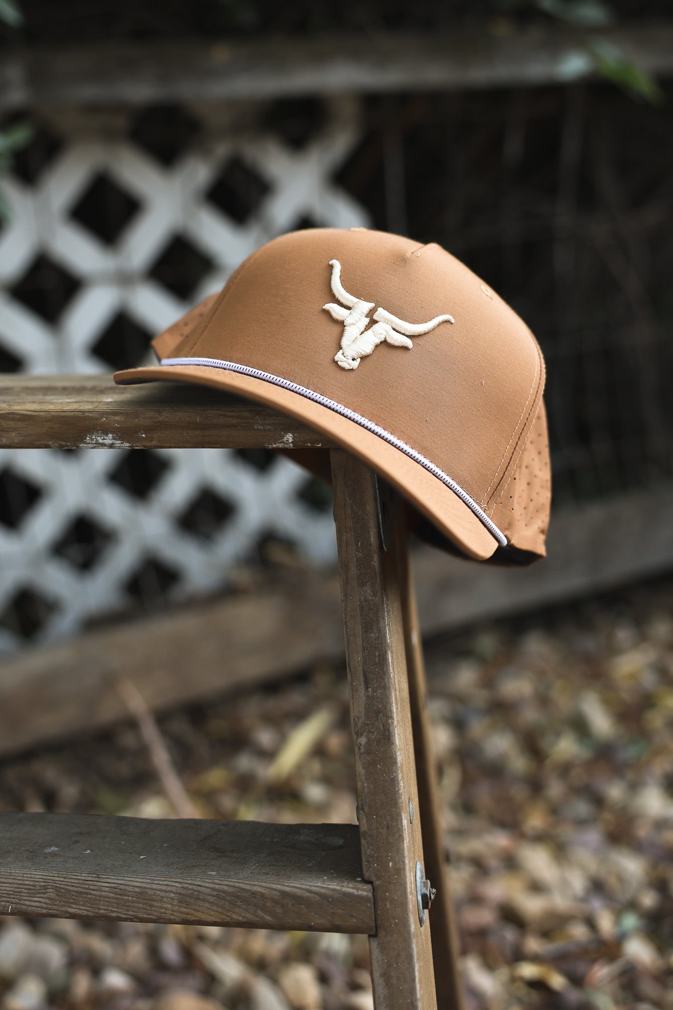 Bolt Ranch Performance Clay Bullhead Hat