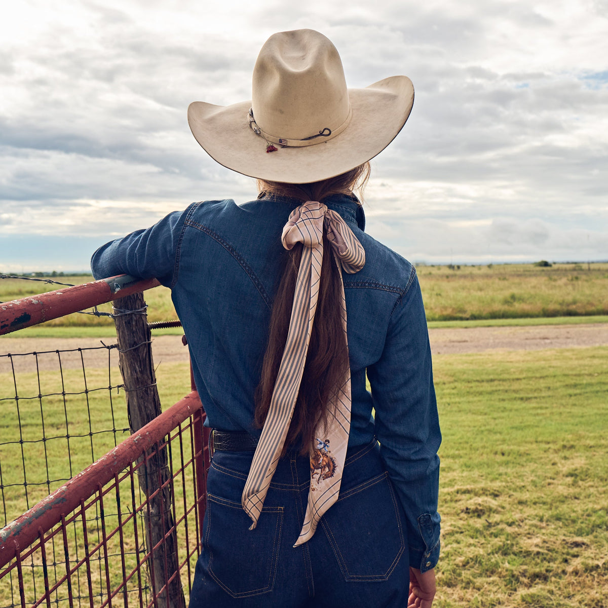 Fringe Scarves Boli Gettin Western Tan Blue Plaid long tails that hang past the waist cowgirl