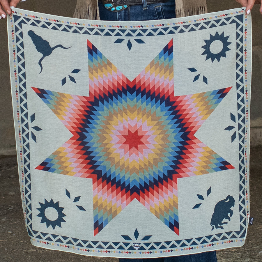 Fringe Sun StarQuilt Off White off white star quilt sunburst with navy and pastel highlights womens western boutique Utah SKU BANDSSQUOWHT0387