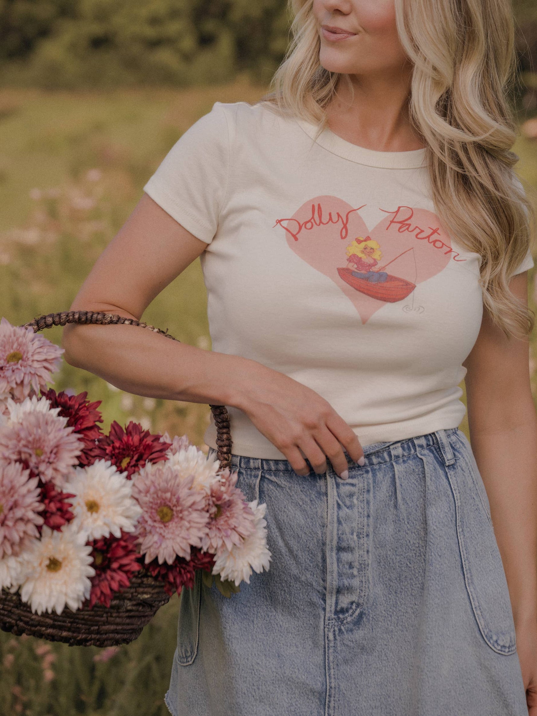 Dolly Parton Pond Cropped T Shirt order at boltranchstore.com