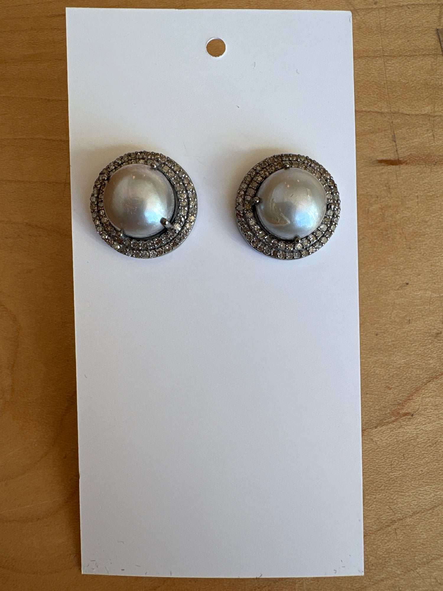 Makhala Grey Pearl Diamond Earrings