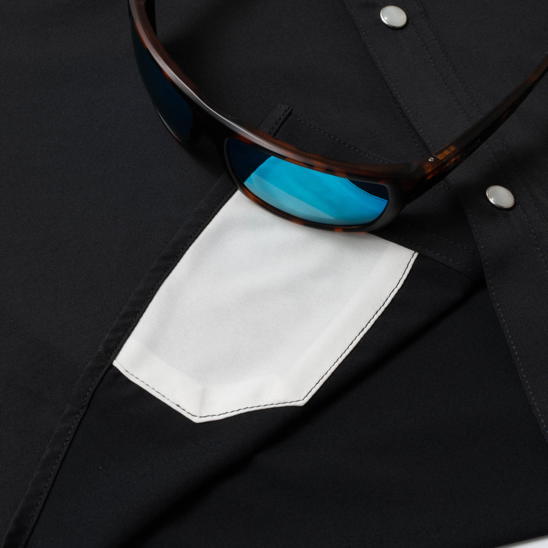 Poncho Mens Bandera Shirt in Black