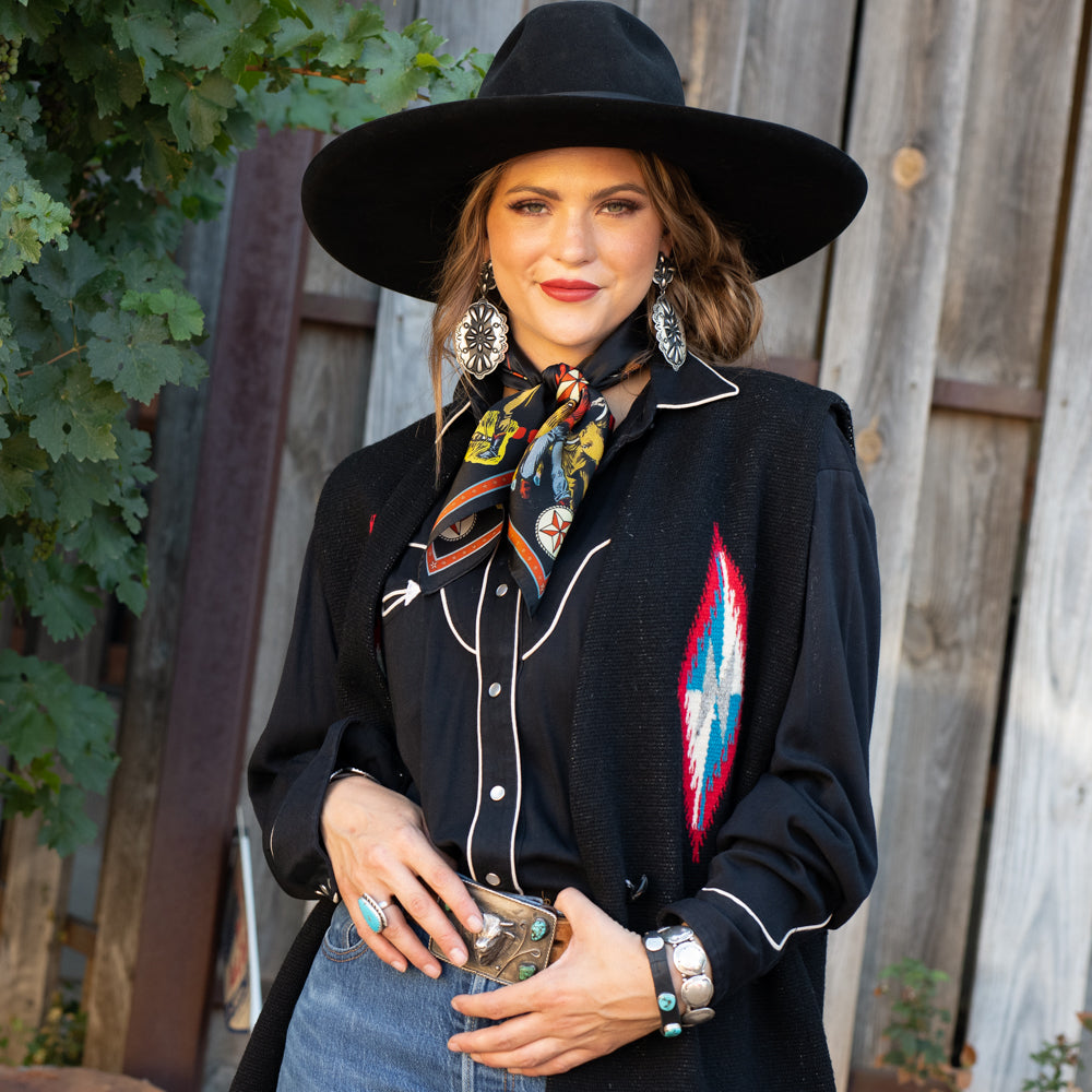 Fringe Star of the West Shorty Scarf