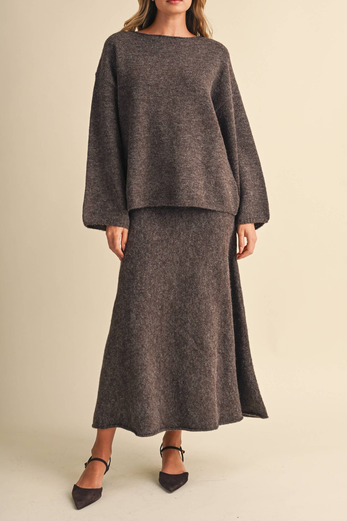 Gio Longsleeved Sweater wide-sleeve sweater in a heathered dark brown Womens Fall sweater