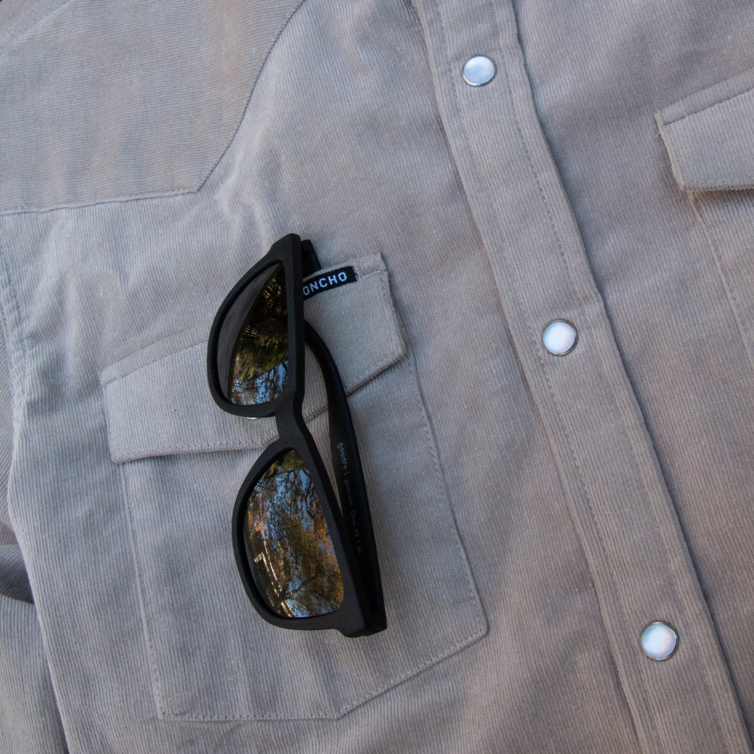 Poncho Mens The Mouflon