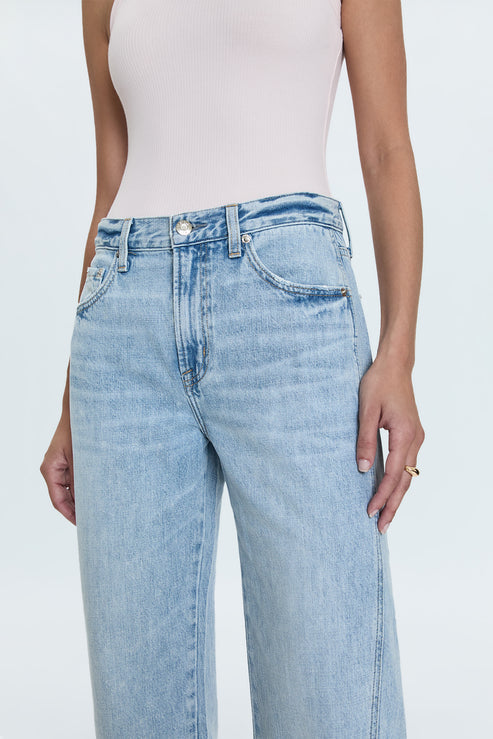 Kacey Mid Rise Cuffed Straight Jean in Berkeley