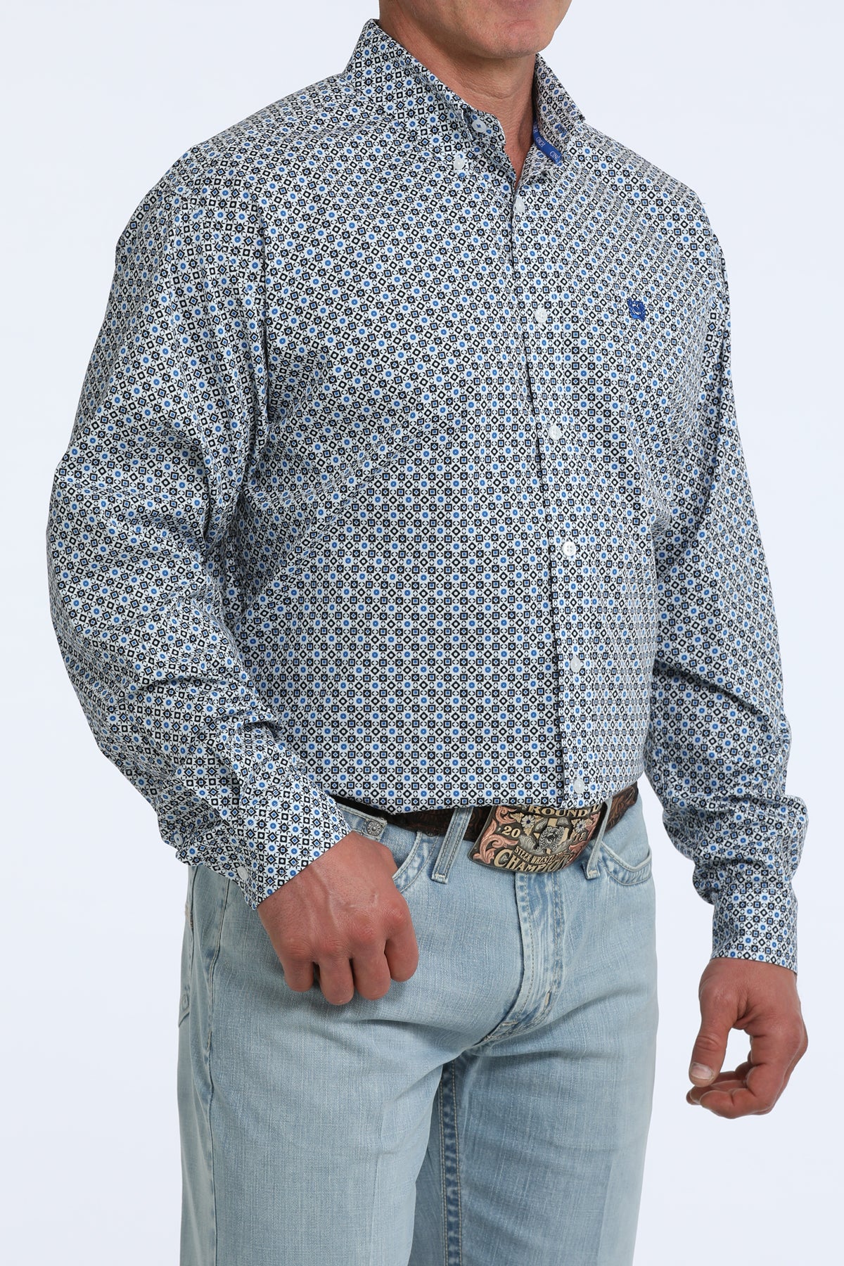 Cinch Mens Long Sleeve Print Shirt White chest pocket with embroidered blue logo and buttoned barrel cuffs ranch wear