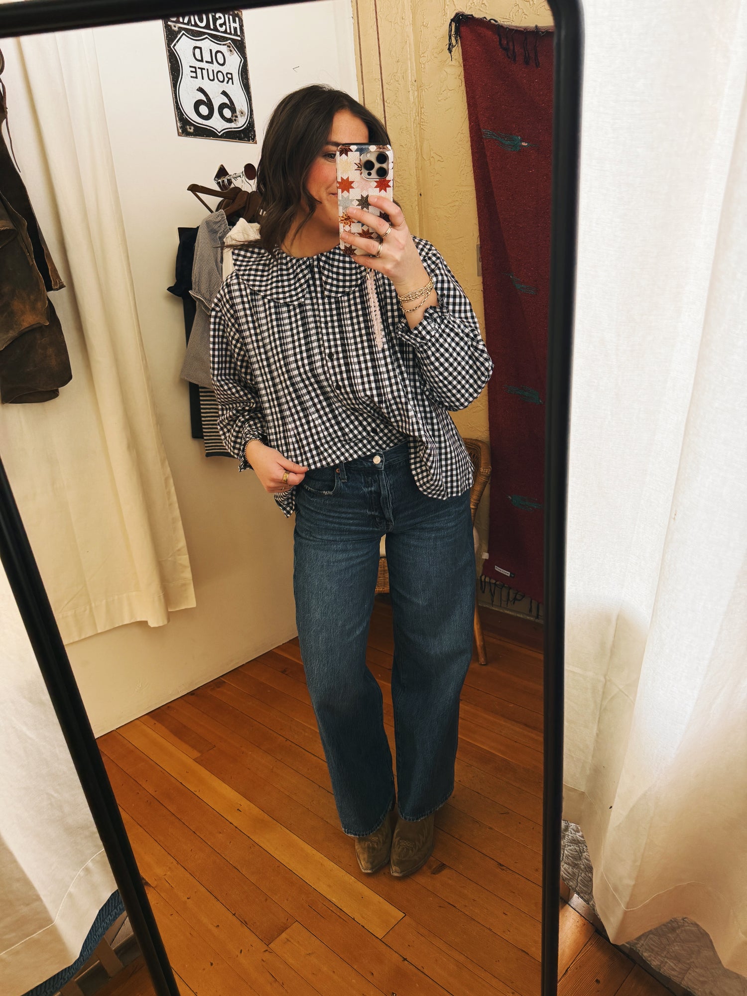 Nesaea Prairie Noir Gingham Blouse
womens plaid black white Boltranchstore.com womens top long sleeve button down 