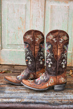 Old Gringo Bonnie Cowboy Boots NFR outfit stylish boots statement classy floral embroidered womens cowgirl cowboy boots brown leather Boltranchstore.com Free Shipping