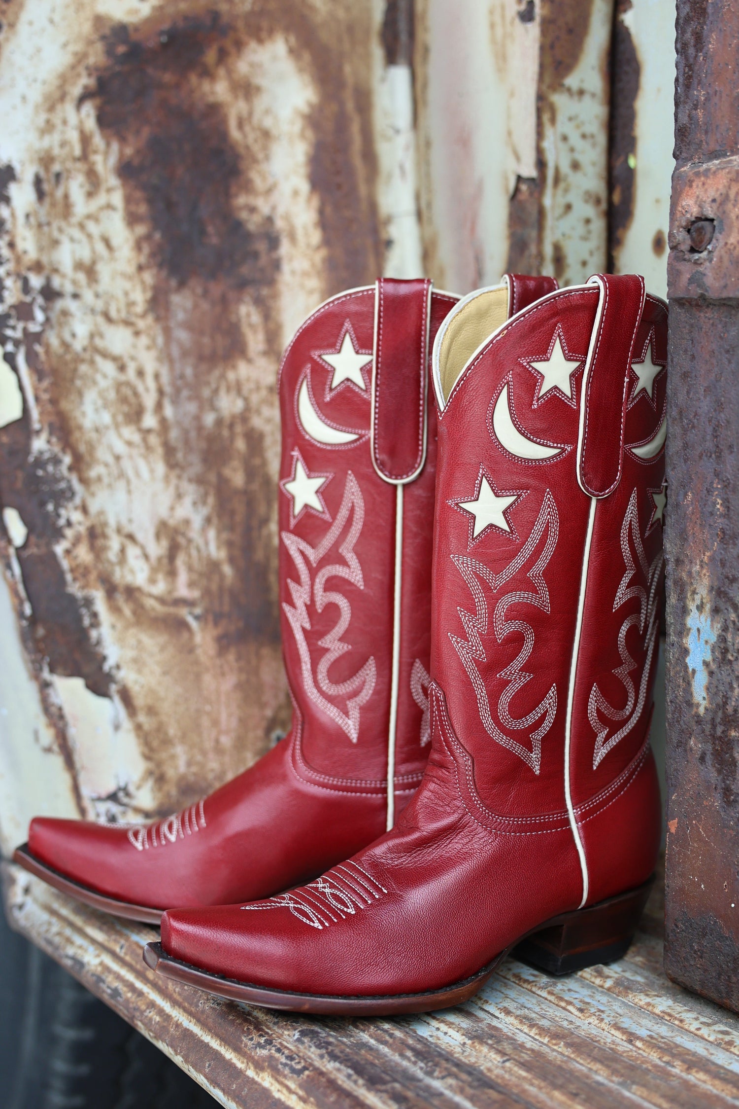 Old Gringo Moon Classic in Red Boots womens red cowboy boots cowgirl moon stars red leather Boltranchstore.com Free Shipping