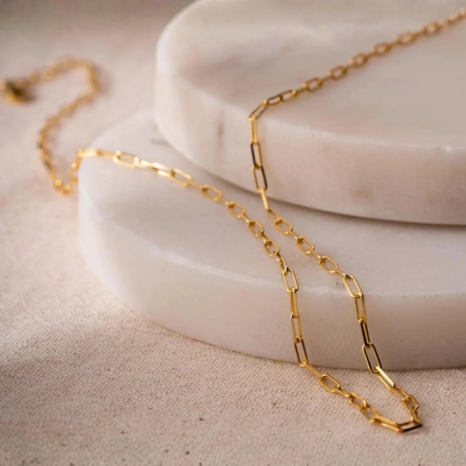 Makhala Paperclip Small Gold Diamond Closure