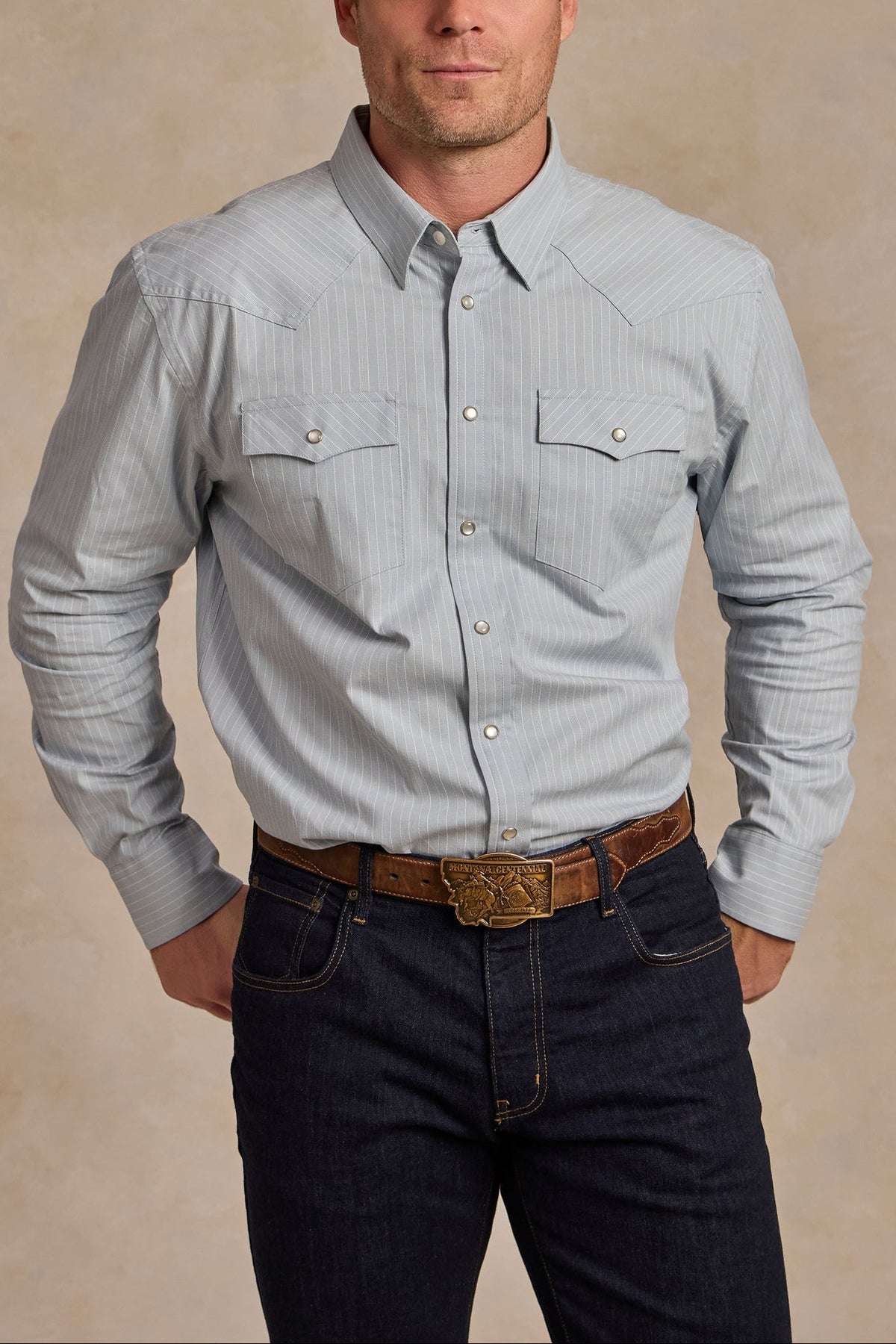 Schaefer Mens Classic Western Button Down with Snaps Helotes a snap up shirt with two front snap down pockets in a long sleeve a rodeo shirt at boltranchstore.com