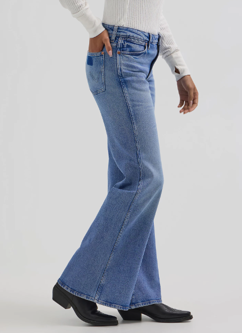Wrangler Womens Wanderer Mid Rise Flare Jeans