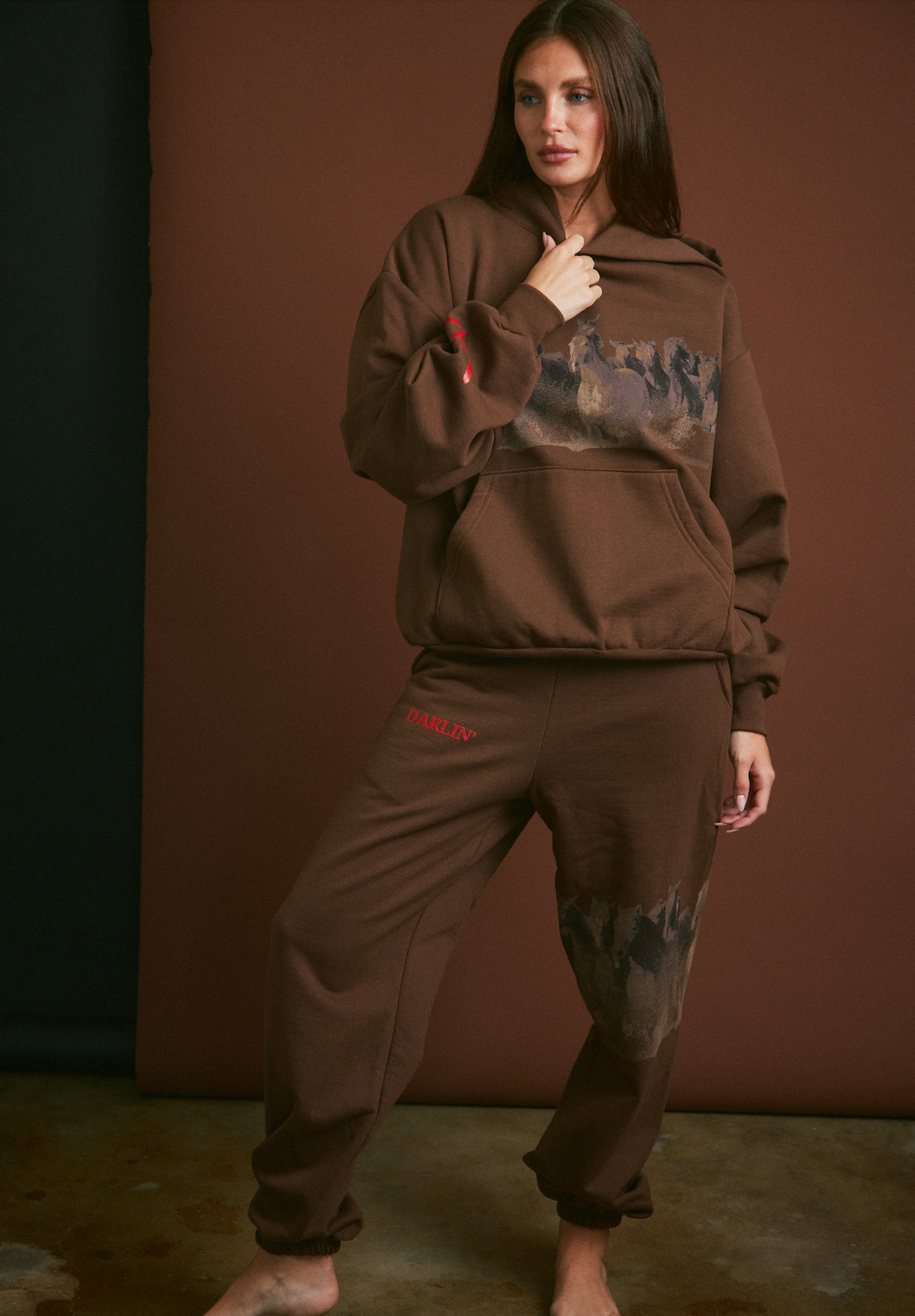 Darlin Wild Horse Sweatpants in Tobacco