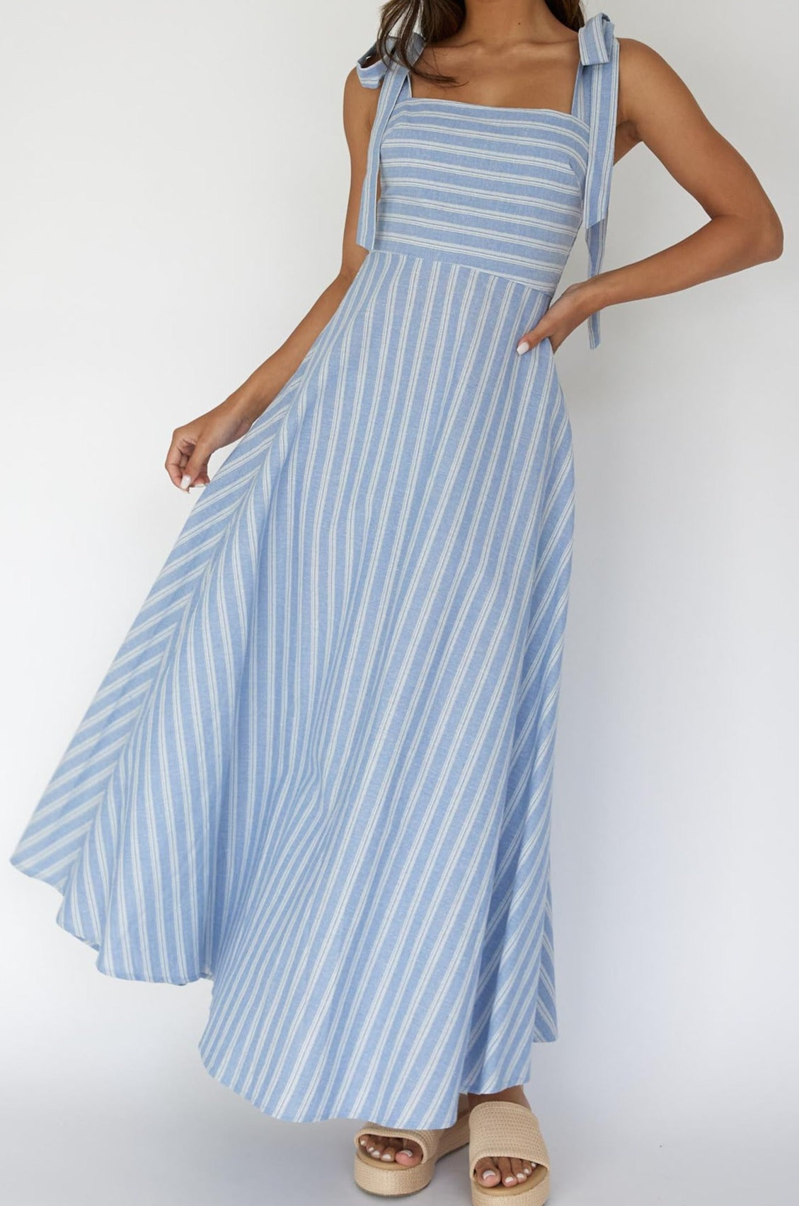 Shoulder Strap Stripe Flow Maxi Dress