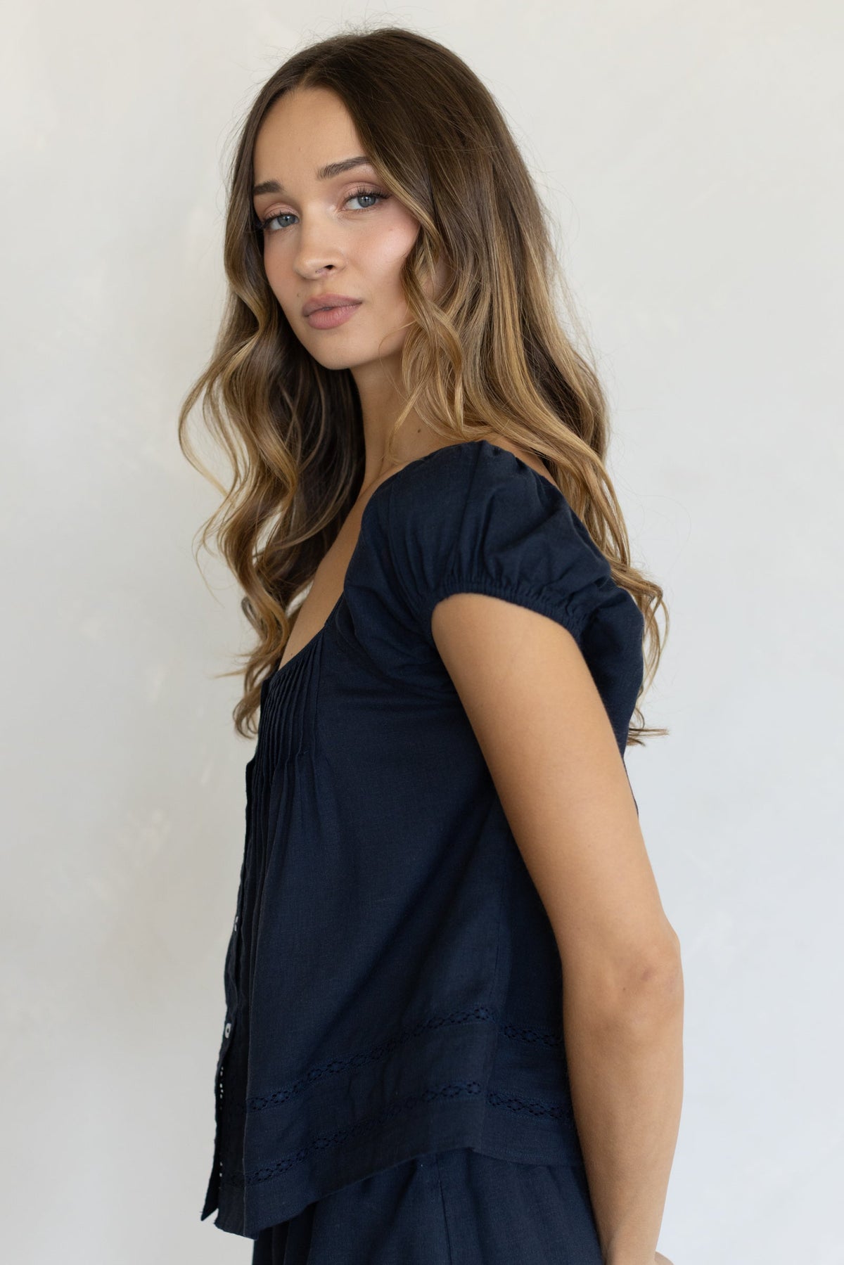 Things Between Paisley Blouse pleated pintuck bodice with button front closure ranch wear Park City