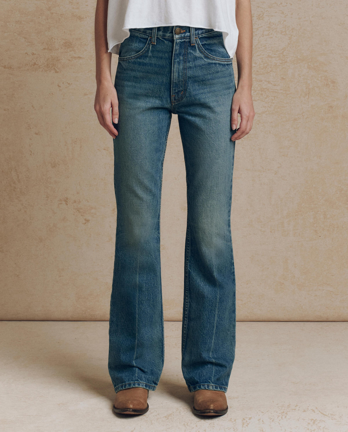 Utah womens western boutique womens fashion THE GREAT The Smith High Rise Slim Bell Jean Fairfield Wash With Bleach Crease SKU B153027FFWHB Boltranchstore com free shipping
