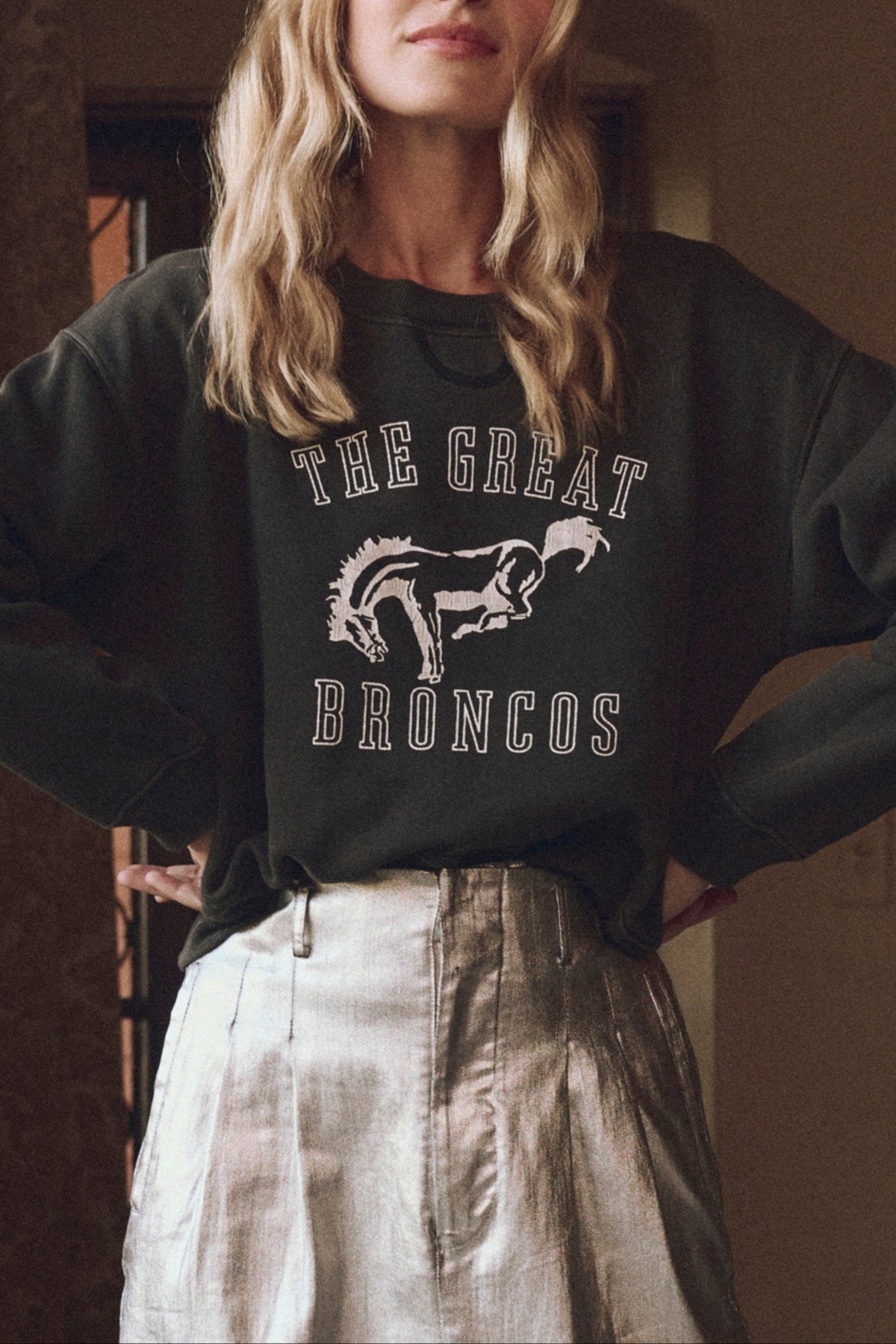 The Great The League Sweatshirt with Bucking Bronco Graphic in Washed Black. womens crewneck western spring 2025 The Great free shipping in stock at bolt ranch store