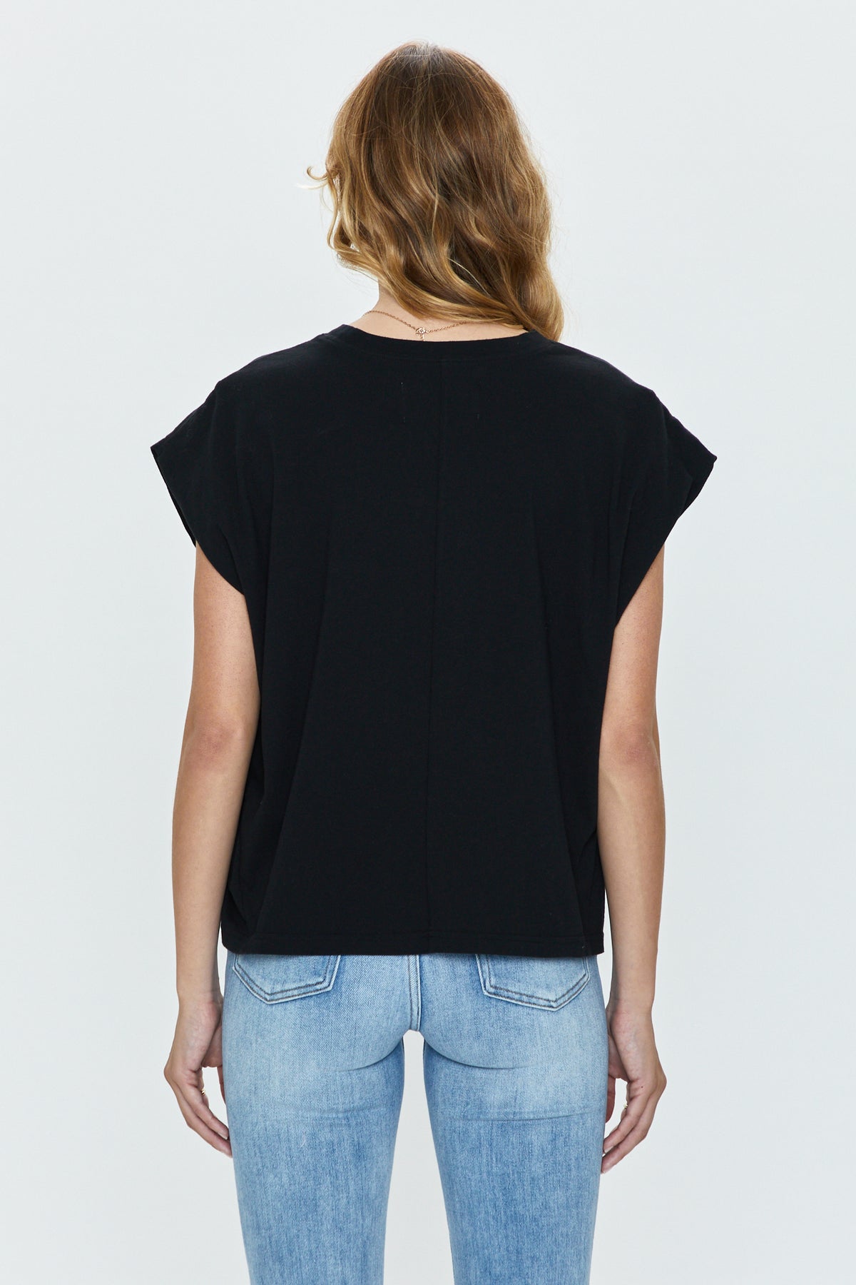 Pistola Trina Muscle Tee