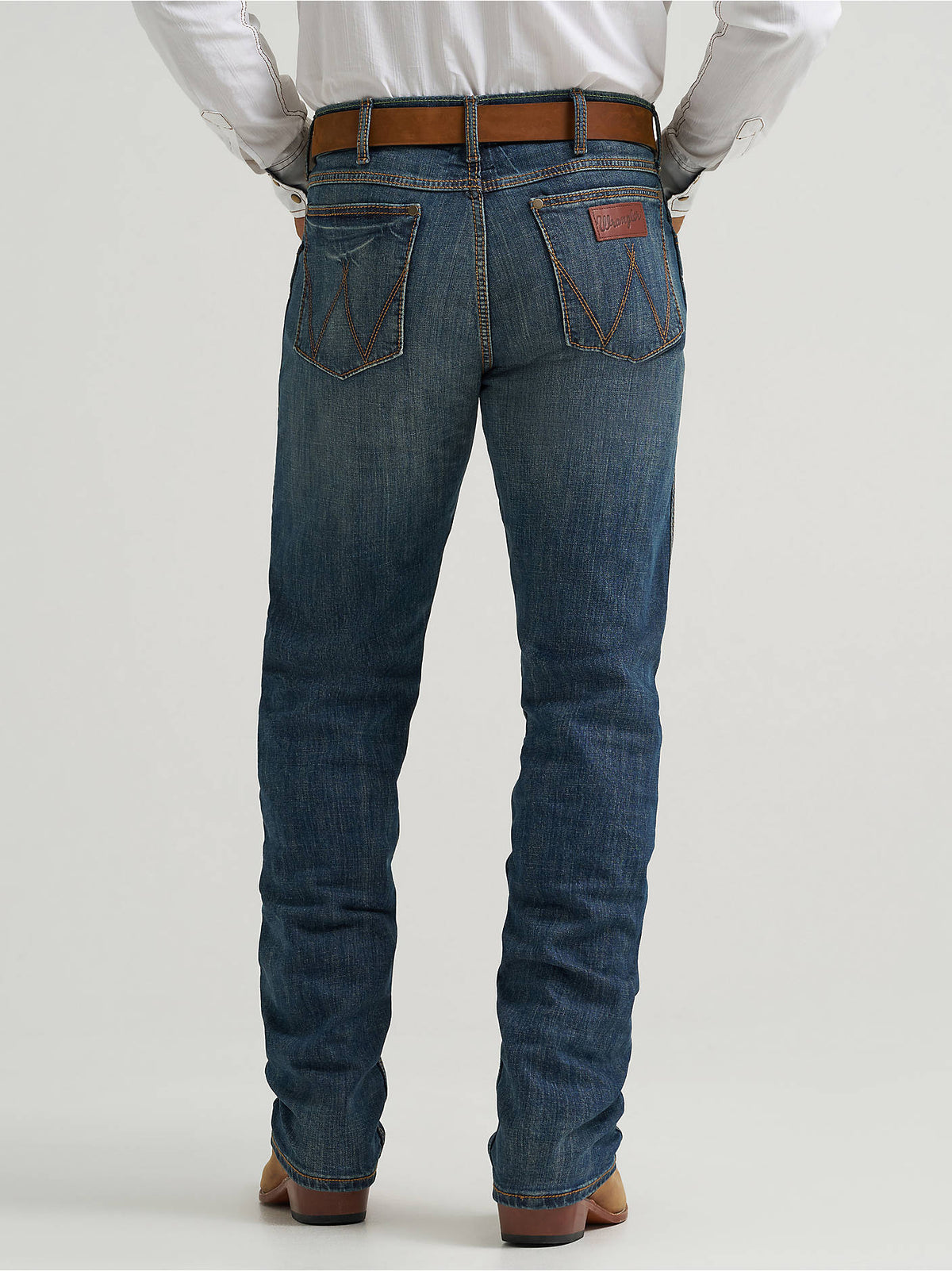 Mens fashion western clothing Utah Wrangler Mens Retro Slim Fit Straight Leg Jean Bozeman SKU WLT88BZ