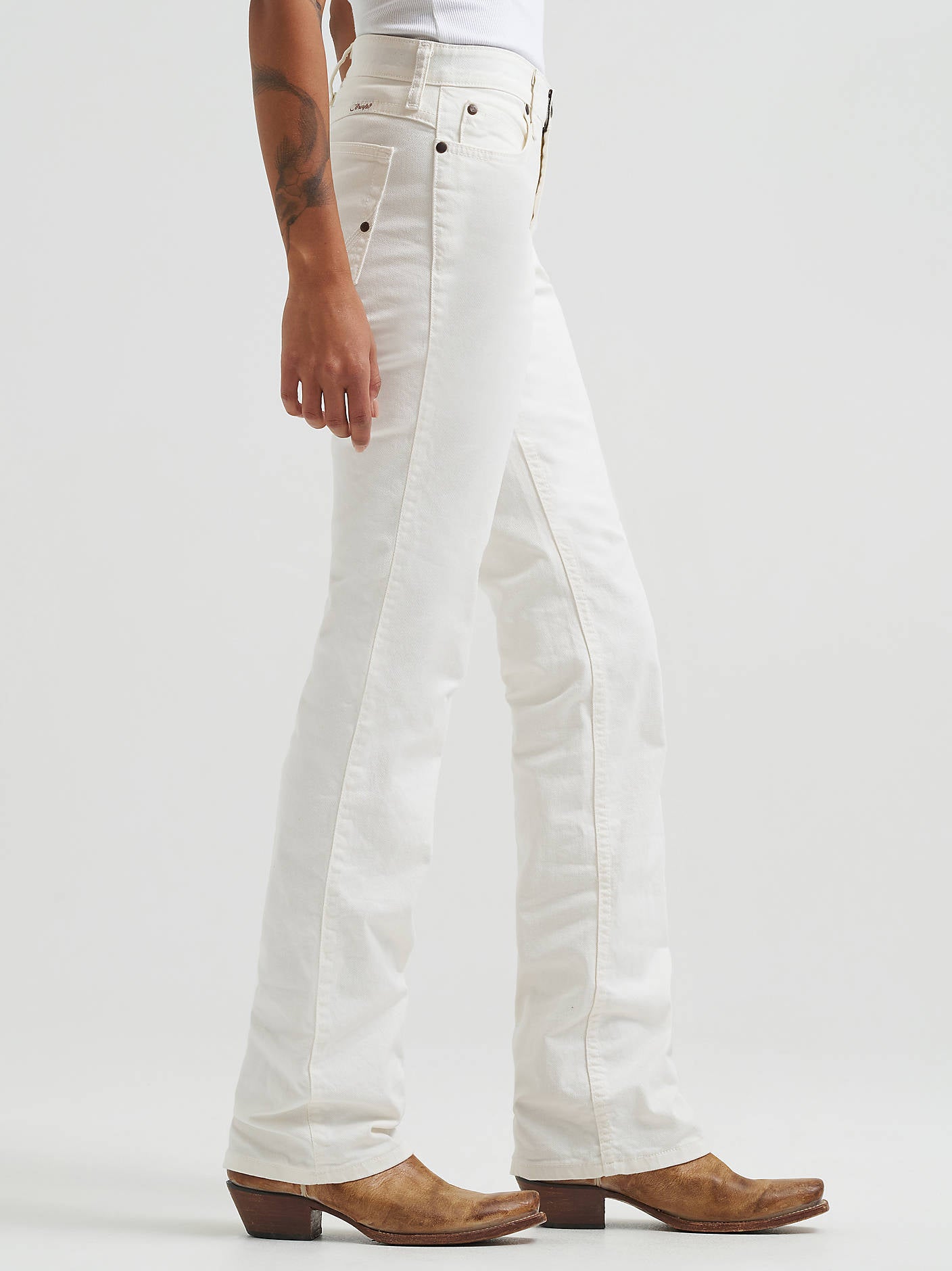 Wrangler Womens Q baby White Bootcut Jean