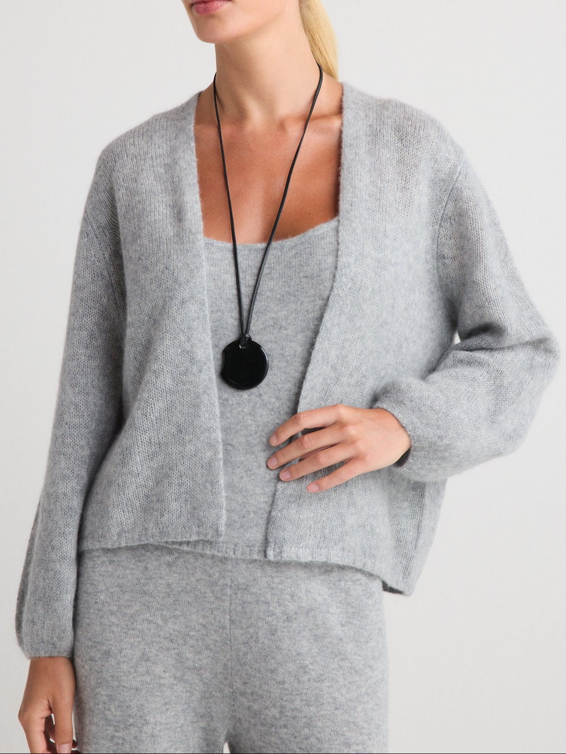 W Cashmere Juniper Cardigan Flint Womens Oversized Cashmere Open Cardigan Top in Light Gray
