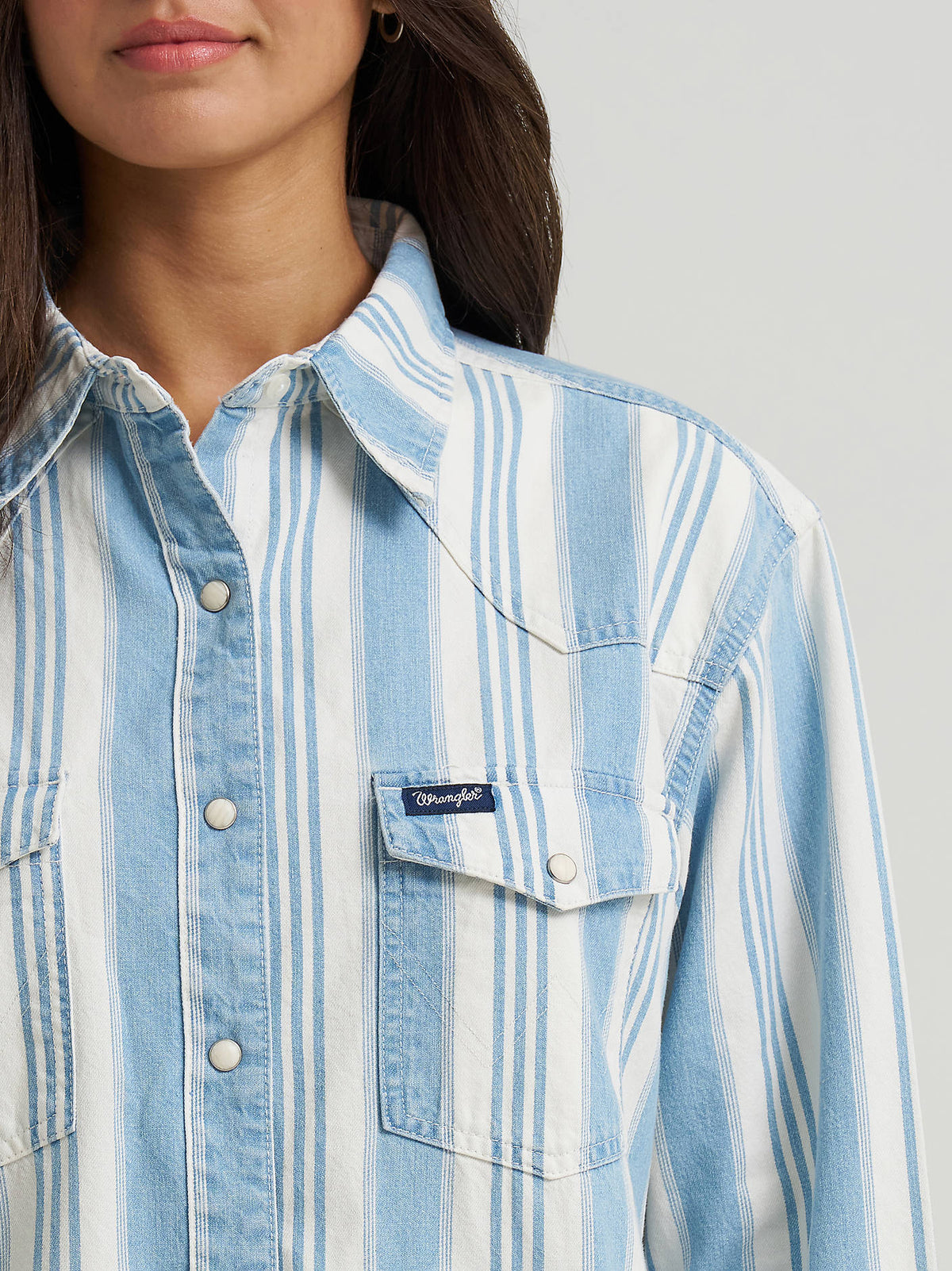 Womens Wrangler Brushpopper Boyfriend Western Snap Shirt Pale Blue womens 112374906 at Boltranchstore.com Free Shipping In stock buy now