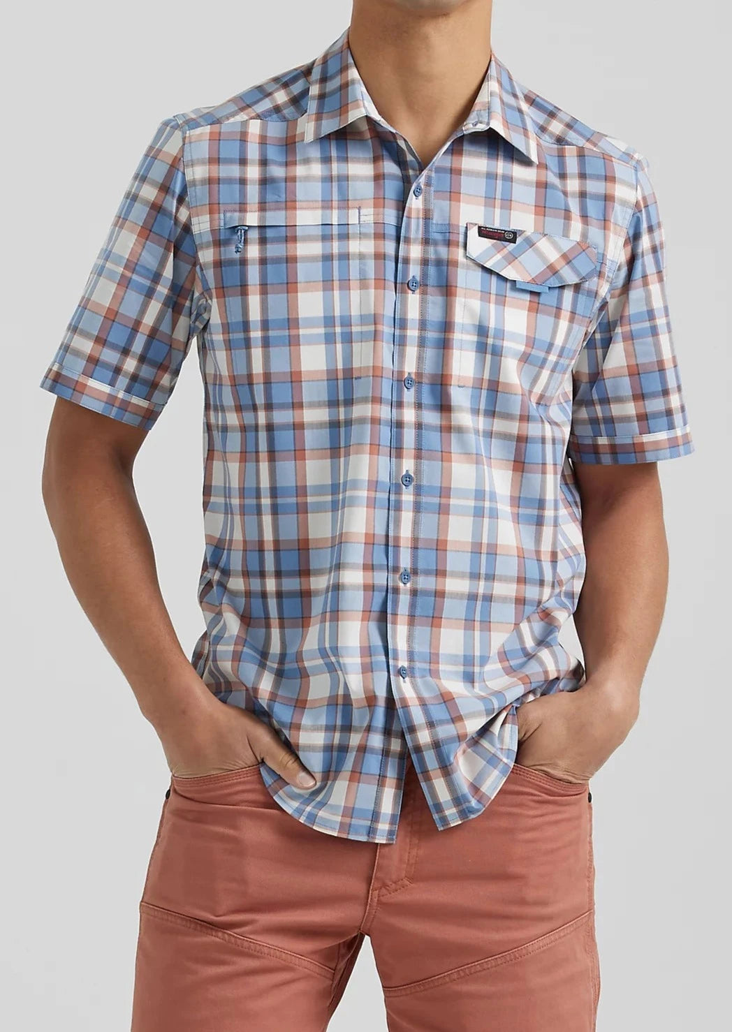 Wrangler Mens ATG Short Sleeve Asymmetric Zip Pocket Shirt