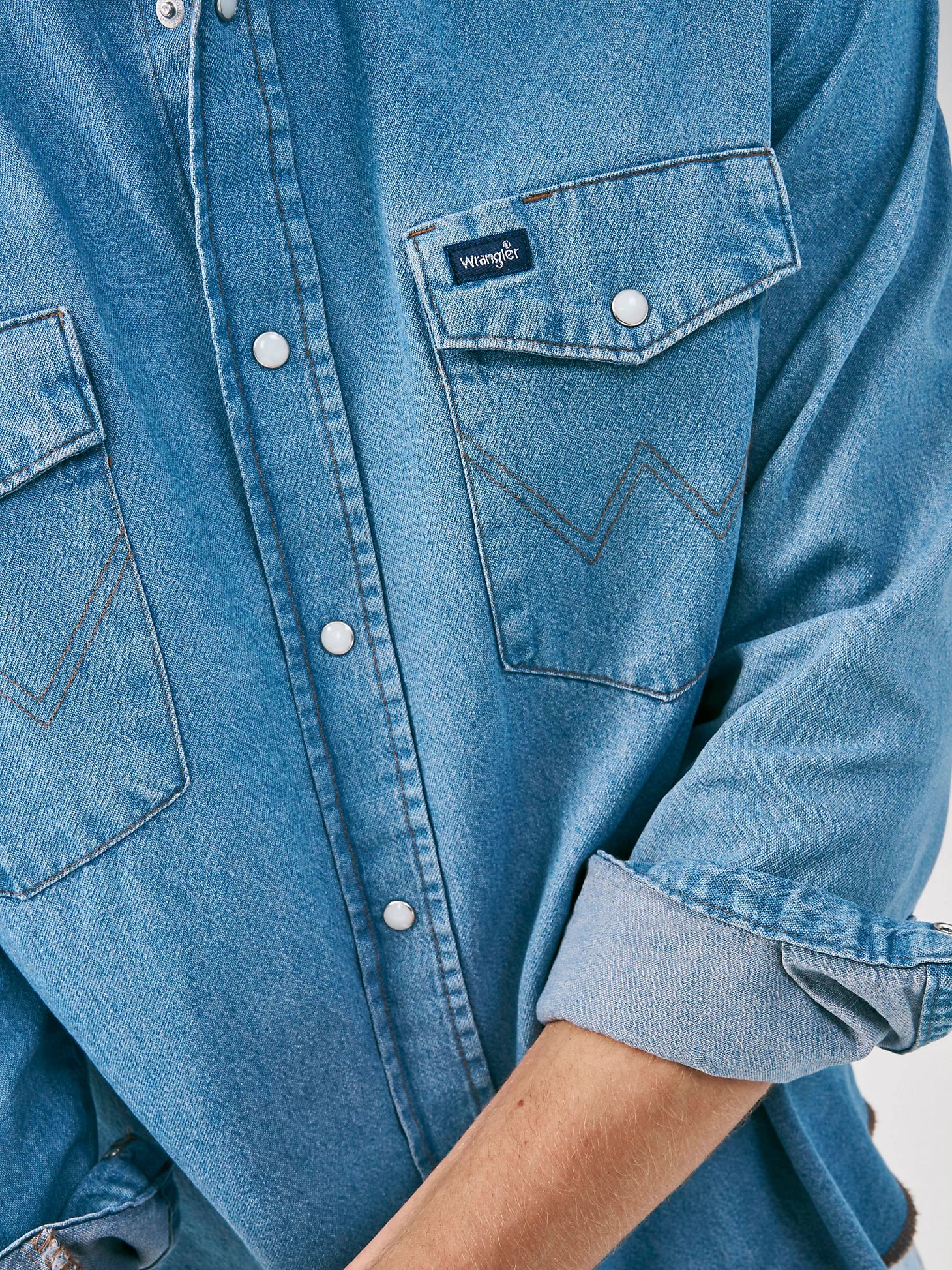 Wrangler Mens Cowboy Cut LS Denim Snap Shirt