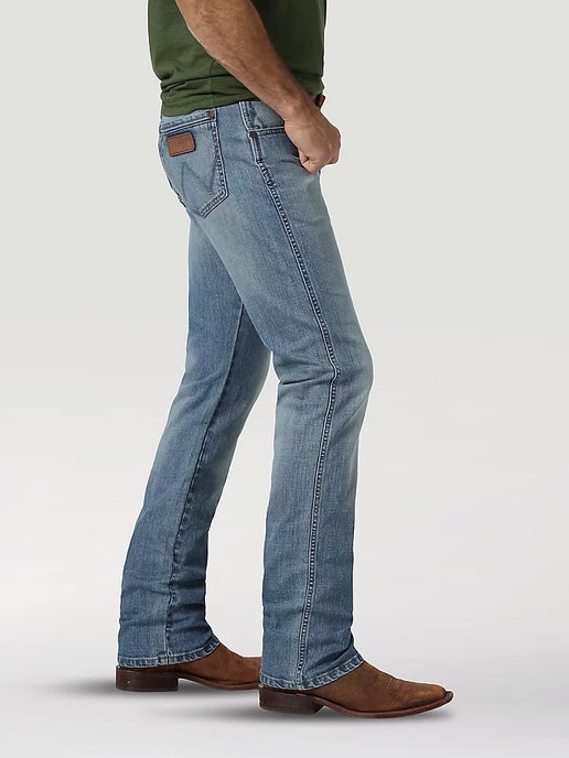 Wrangler Retro SF Straight Leg in Jacksboro