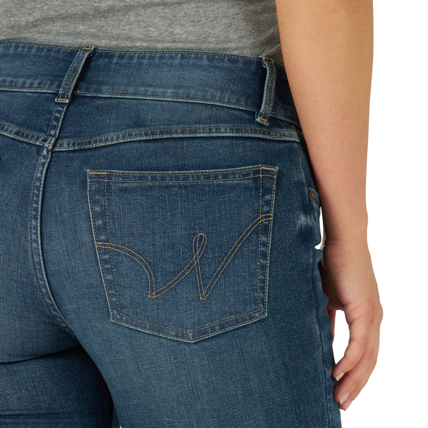 Wrangler Womens Essential Mid-Rise Boot Cut Pant